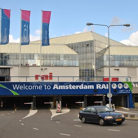 Guesthouse At The Amstel River With 2Br 2Ba And Garden アムステルフェーン エクステリア 写真
