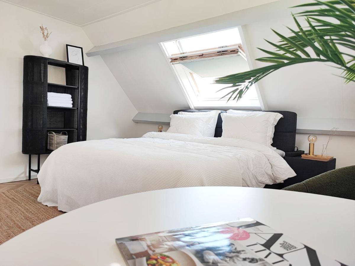 Guesthouse At The Amstel River With 2Br 2Ba And Garden アムステルフェーン エクステリア 写真